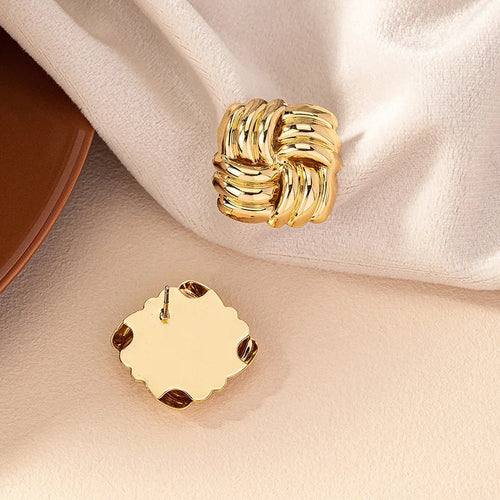 1Pair Fashion Temperament Square Texture Personality Trend Women Stud Earrings Simple Party Gifts Jewelry Exquisite Accessories